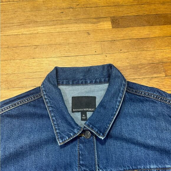Banana Republic Denim Jacket - Picture 3 of 5